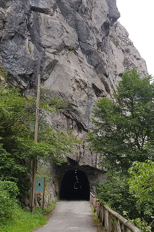 Atrévete a cruzar la montaña